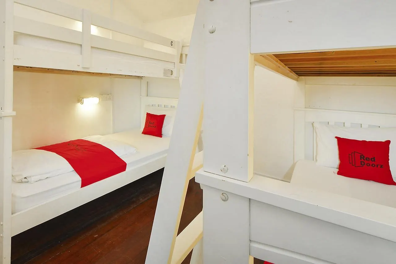 Reddoorz Hostel Near Club Street 新加坡